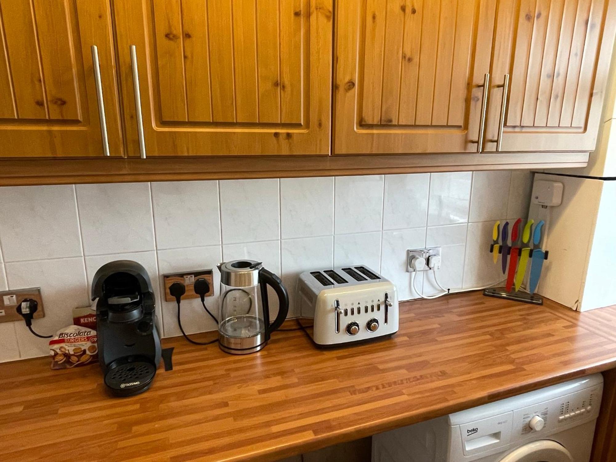 2 Bedrooms 2 Stations London Exterior photo